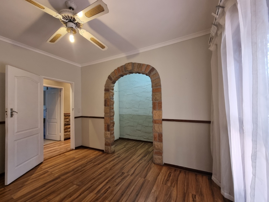 4 Bedroom Property for Sale in Table View Western Cape